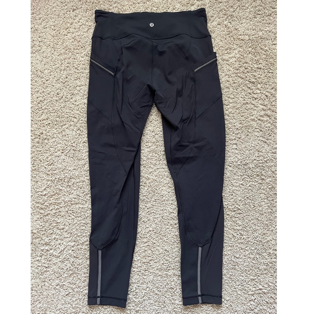 Lululemon leggings with pockets!! 28” inseam size 12
